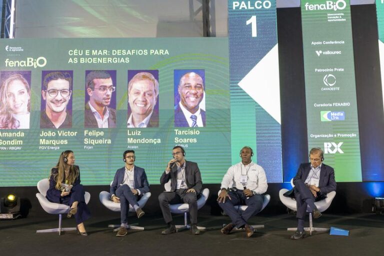 Painel com o tema “Céu e mar: desafios para as bioenergias” foi realizado durante a FenaBio