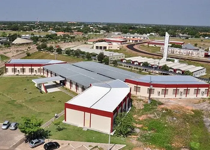 Federal de Roraima Venha ensinar e inovar