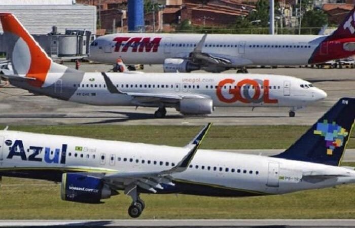 Latam pousa em Dourados, Azul decola diferente em Congonhas Latam pousa em Dourados, Azul decola diferente em Congonhas