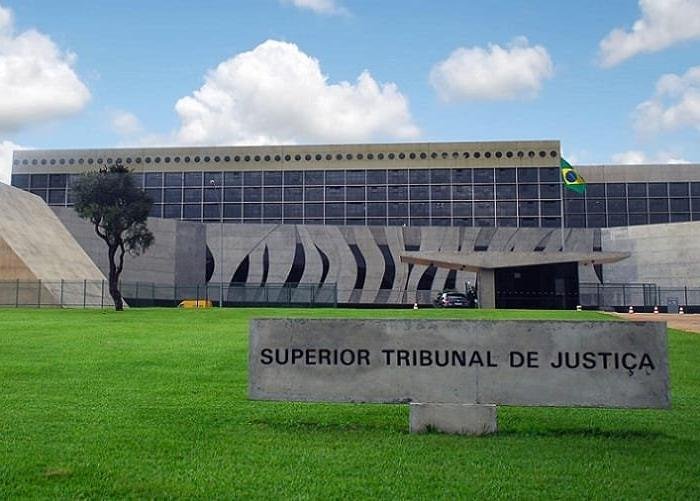 Ministros ludibriados em Villela revela promotor