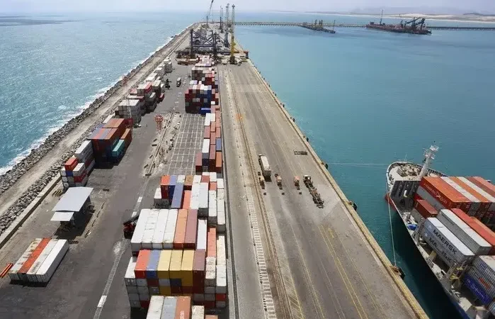 Pecém elevado pela onda euro-asiática