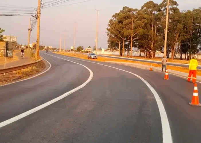 Sao Sebastiao tera faixa exclusiva para onibus
