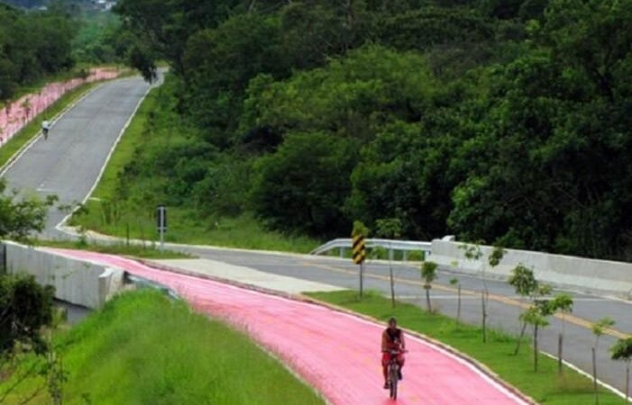 Turismo brasileiro deslancha com 100 bilhões Turismo brasileiro deslancha com 100 bilhões