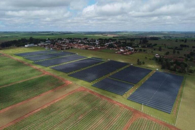 AXS emite R$ 170 milhões em debêntures para construção de novas usinas solares no Brasil