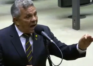 Alberto Fraga Apoia Arruda para o Governo