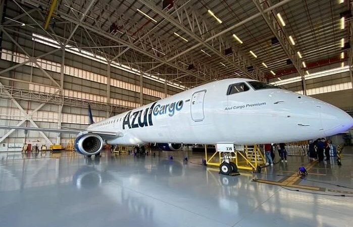 Azul Apresenta Plano para Reduzir Divida