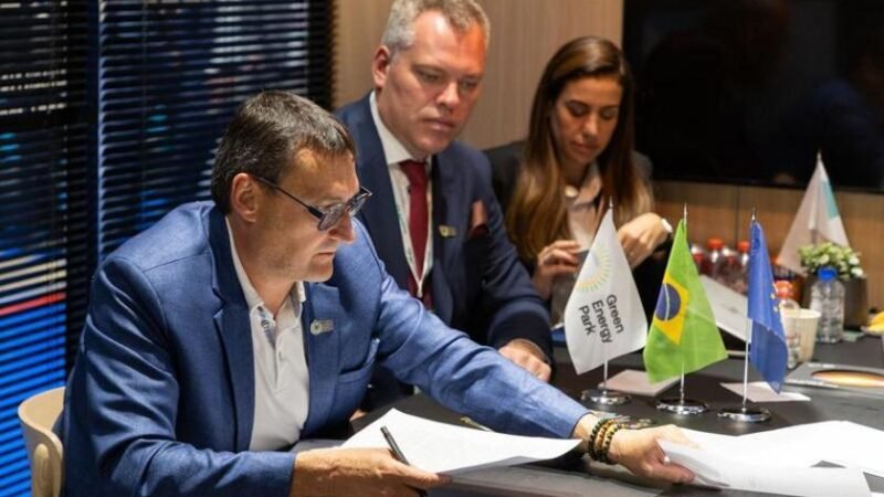 Brasil reforça liderança em indústria limpa com três novos projetos de descarbonização selecionados pelo Acelerador da Transição Industrial (ITA) Brasil reforça liderança em indústria limpa com três novos projetos de descarbonização selecionados pelo Acelerador da Transição Industrial (ITA)