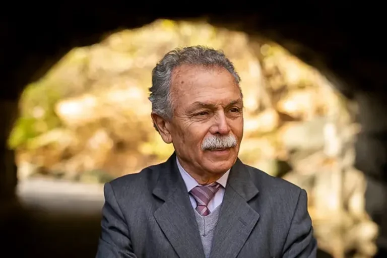 Cientista desafeto de Bolsonaro ressurge na suplência ministerial