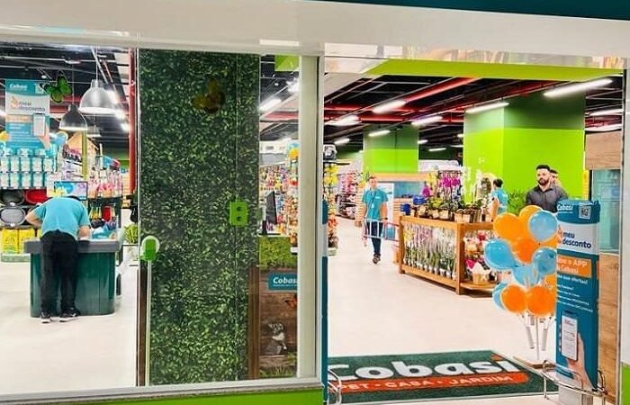 Empresa de Pet e Jardim Oferece Trezentas Oportunidades de Emprego em Diversas Areas