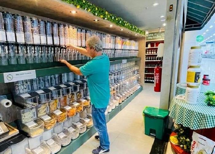 Empresa de Produtos Naturais Inaugura Minimercado Inovador