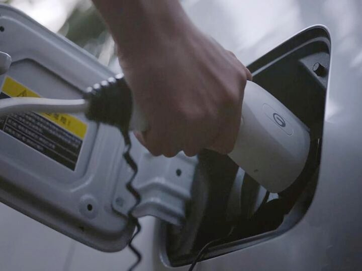 GAC firma parceria estratégica no Brasil para democratizar o acesso à tecnologia de veículos elétricos