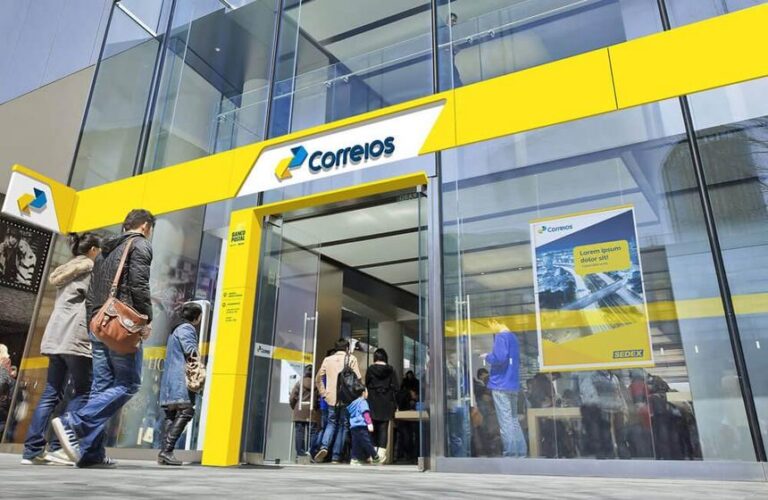Lula e o dilema Correios um rombo de 20 bilhões a ser salvo