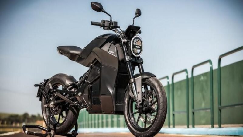 No mercado de motos elétricas, o preço e a promessa de sustentabilidade são dois fatores que atraem e, ao mesmo tempo, geram dúvidas no consumidor