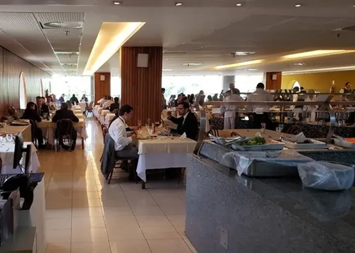 Pratos da Cozinha e Confeitaria Servidos nos Restaurantes do Senac