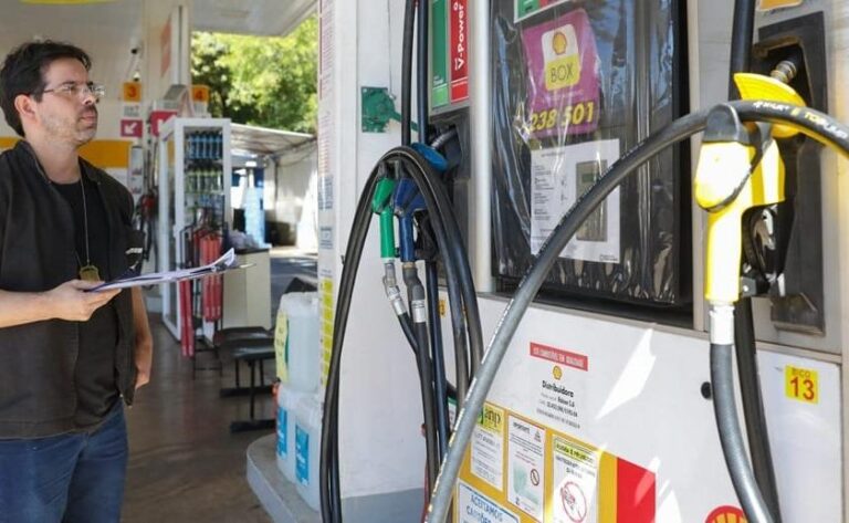 Preco medio do etanol volta a subir na regiao Centro-Oeste
