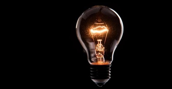 Preços da energia elétrica disparam no Brasil em setembro