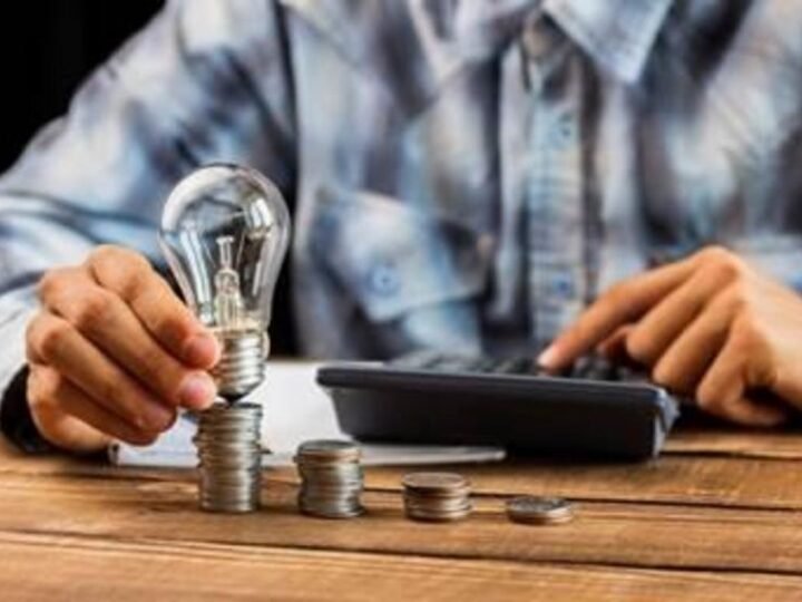 Saiba o quanto é possível economizar na conta de energia Saiba o quanto é possível economizar na conta de energia