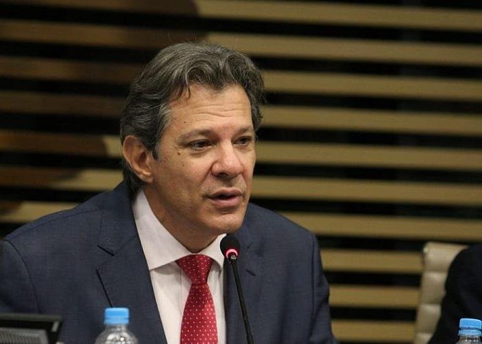Tarifa zero do transporte causa queda nas acoes da bolsa