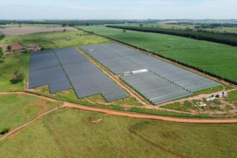Thopen adquire 45 usinas solares da Matrix e acelera sua expansão no mercado de energia