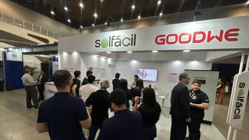 GoodWe apresentou autonomia e armazenamento de energia na indústria no Proenergia Summit 2025