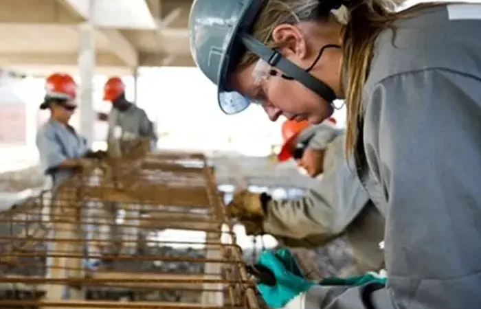 Incorporadora e Construtora Anunciam Lucro de 230 Milhoes