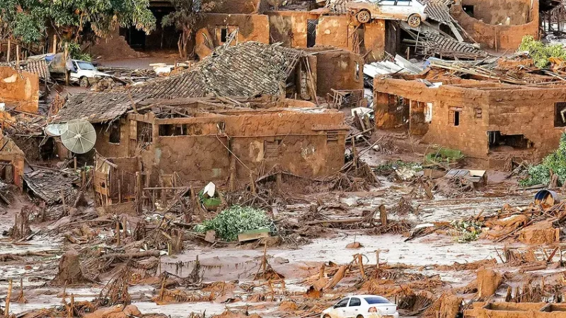 Justiça inglesa condena BHP e Samarco dez anos após tragédia que deixou 119 mortos