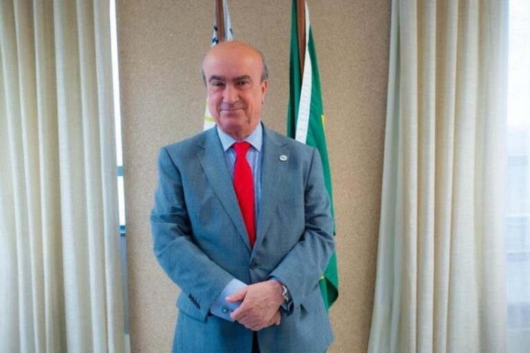 OEI defende transição energética justa e inclusiva durante Cúpula de Líderes da COP30