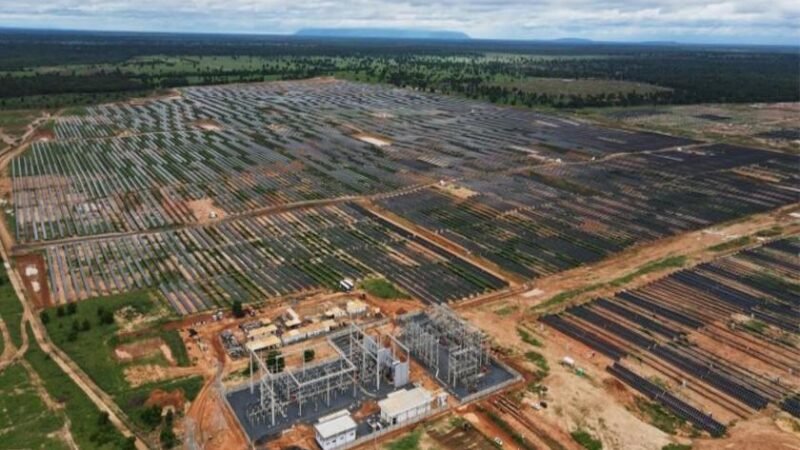 Para avançar em descarbonização, Assaí anuncia entrada no modelo de autoprodução de energia