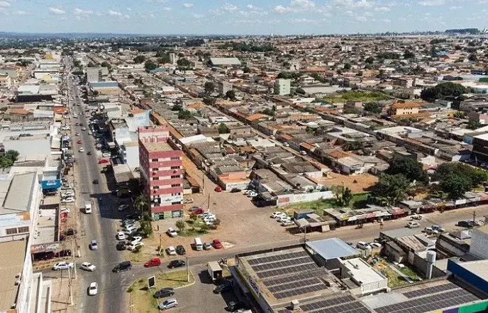 Caminhao da Caixa chega a Valparaiso para renegociacao de dividas