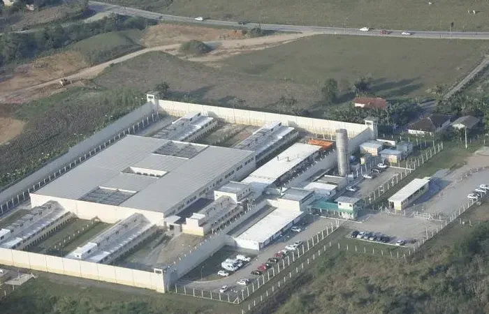 Consorcio assume sistema prisional e promete investir R 7 bilhoes