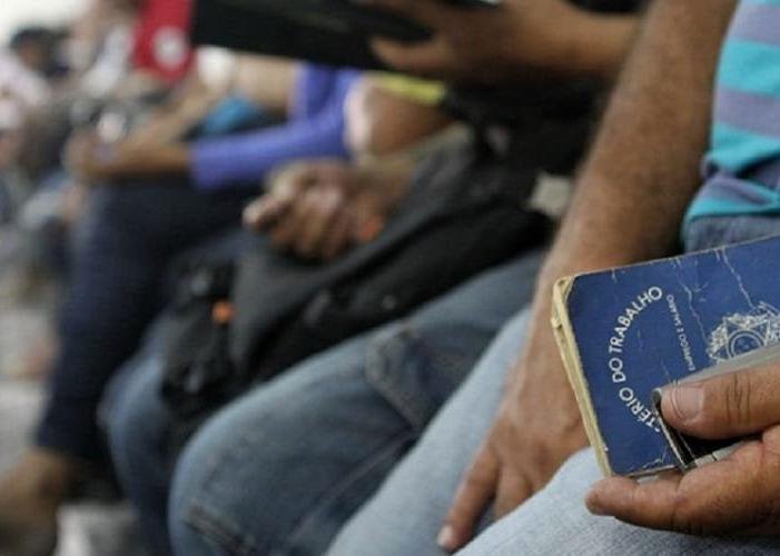 Desemprego atinge 5,2 por cento no trimestre