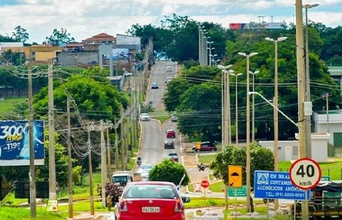 Desvios para o transito de onibus que passam pela BR-080 em Brazlandia