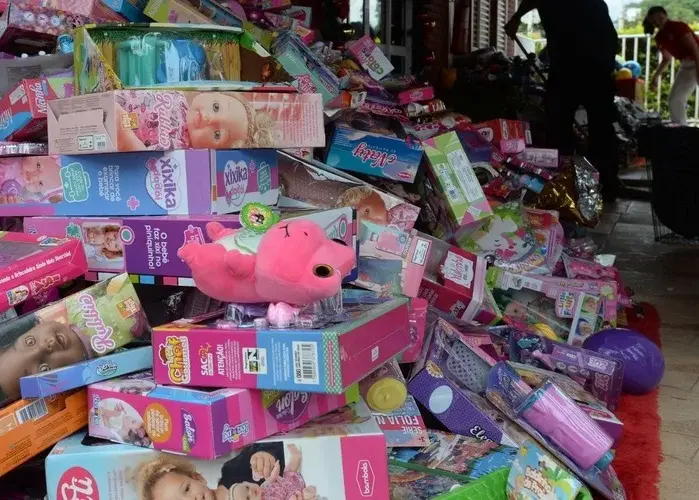 Diversão Garantida Brinquedos Para Todos de Graça Hoje de Manha Diversão Garantida Brinquedos Para Todos de Graça Hoje de Manha