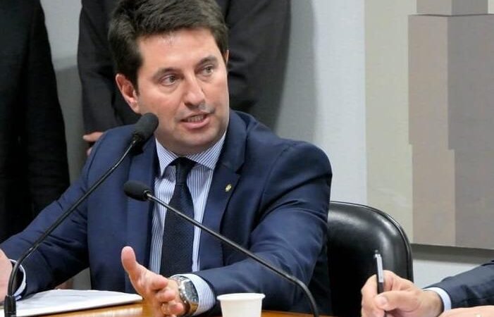 Ex Deputado assume a associação de biocombustiveis