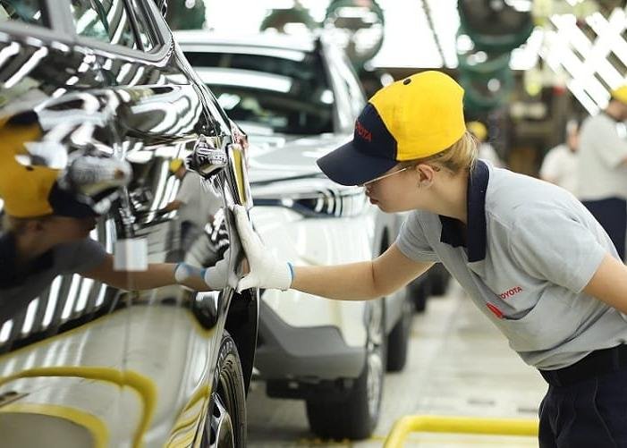 Mudancas na Toyota a partir de janeiro com troca de executivos Mudancas na Toyota a partir de janeiro com troca de executivos