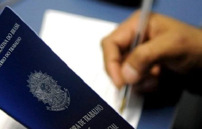 Oportunidade de Emprego Disponivel para Operadores de Producao em Empresa Renomada com Quarenta Vagas Abertas