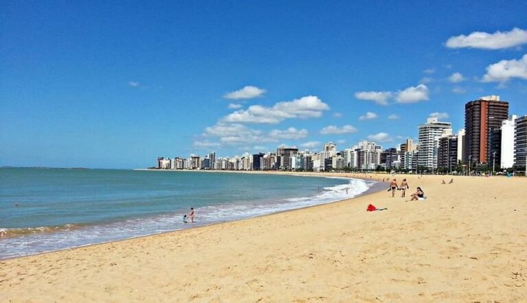 Praias Perigosas no País Revelam 136 Opcoes Improprias para Banho