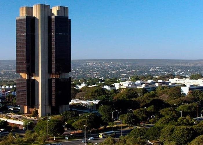 Setor produtivo lamenta manutenção da taxa Selic em 15 por cento