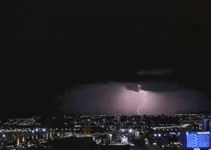 Territorio da Capital Federal registrou 25 mil raios neste ano