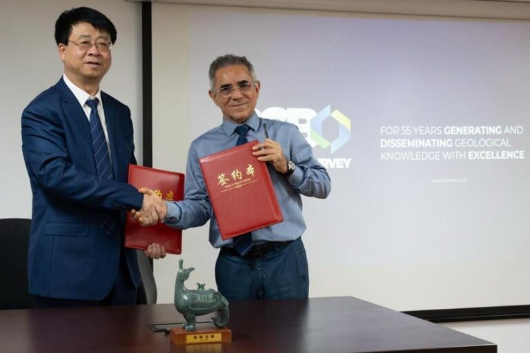 Brasil e China estabelecem cooperação científica para mitigar impactos ambientais da mineração de carvão