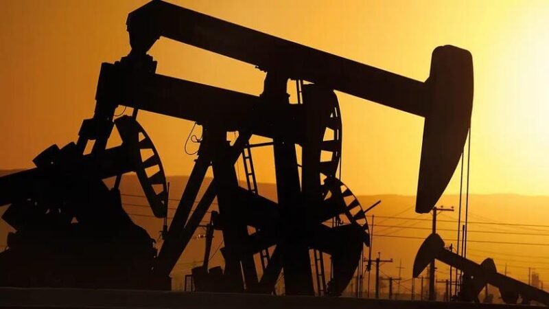 68% da produção global de petróleo está concentrada em países expostos à pressão dos EUA