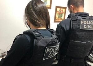 Grupo pede emprestimos em nome de servidores