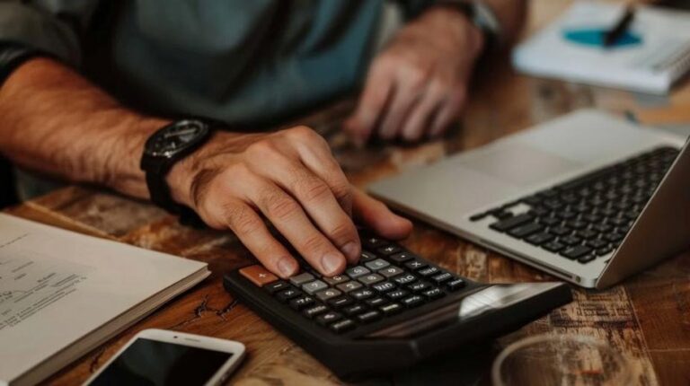 IPTU e IPVA 2026: Vantagens de Pagamento à Vista versus Parcelamento