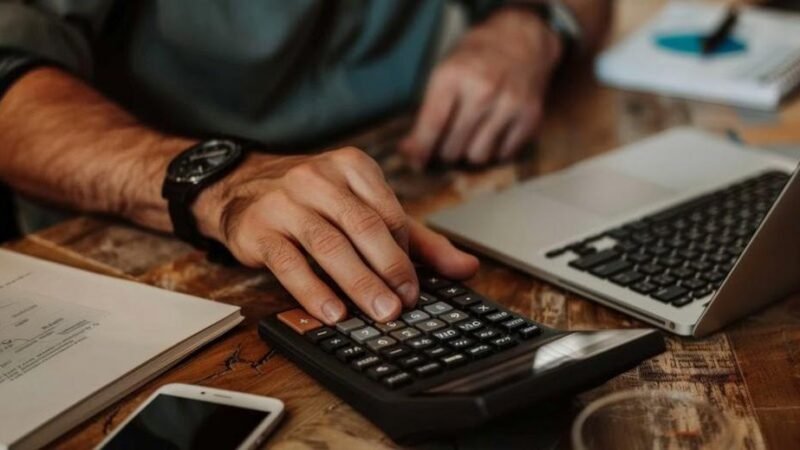 IPTU e IPVA 2026: Vantagens de Pagamento à Vista versus Parcelamento