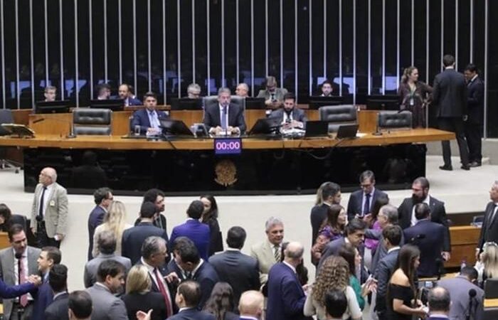 Inscricoes para concurso da Camara sao iniciadas hoje Inscricoes para concurso da Camara sao iniciadas hoje