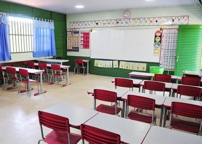 Irregularidades na agua das escolas do Distrito Federal