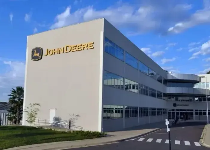 Nova Fabrica de Tecnologia em Canoas é Inaugurada pela Empresa Nova Fabrica de Tecnologia em Canoas é Inaugurada pela Empresa