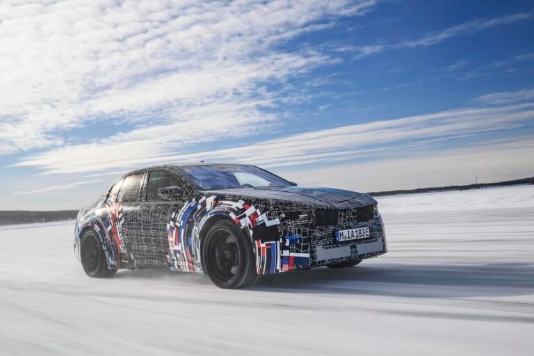 O início de uma nova era: os modelos BMW M totalmente elétricos estabelecem padrões de alto desempenho inigualáveis