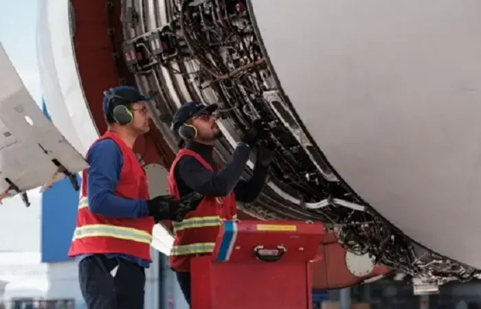 Oportunidade de Voo Alta para Mecânicos com Quatrocentas Vagas Disponiveis