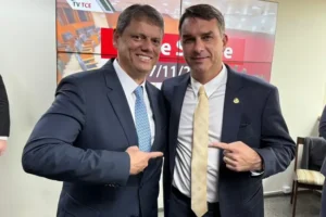 Rejeicao de Flavio Bolsonaro Supera a de Lula